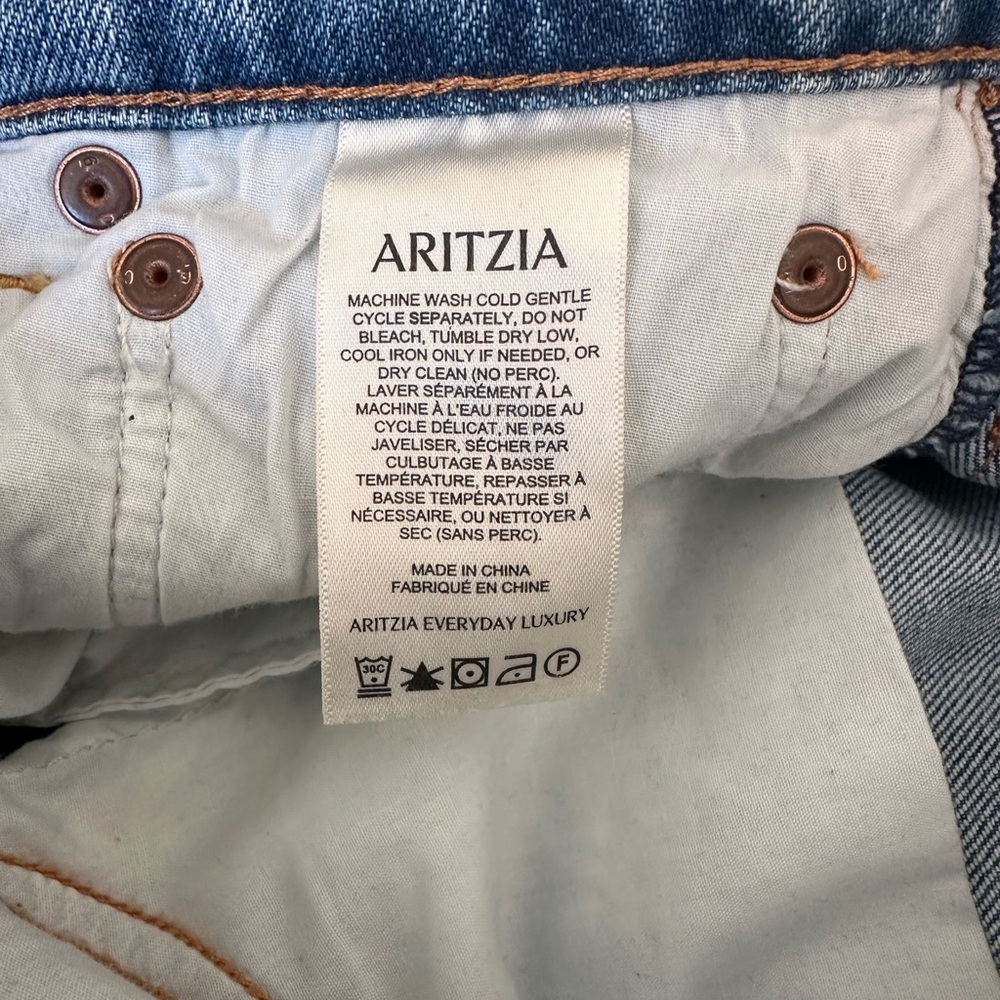 Aritzia Denim Forum The 90's Sculpt Mid-rise Straight Jean | Size 26 - Picture 14 of 14